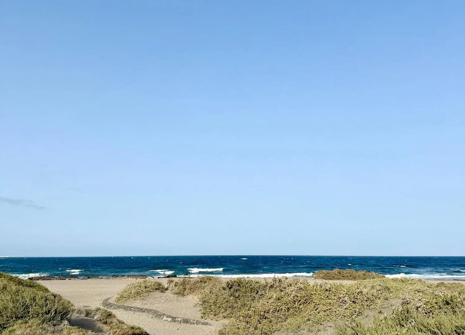 Oceanside Apartment In El Medano  El Medano (Tenerife)