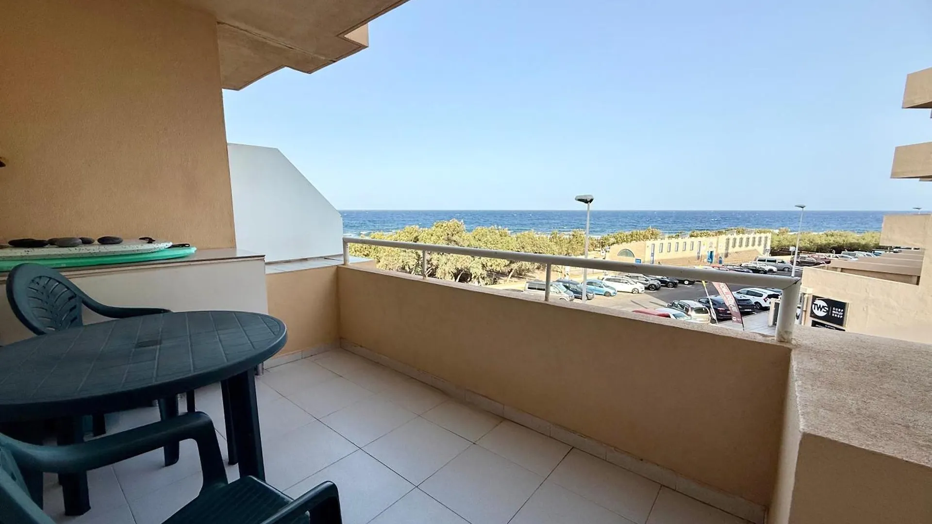 Oceanside Apartment In El Medano